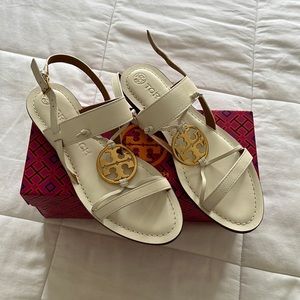 ⭐️TORY BURCH ⭐️ calf leather sandals